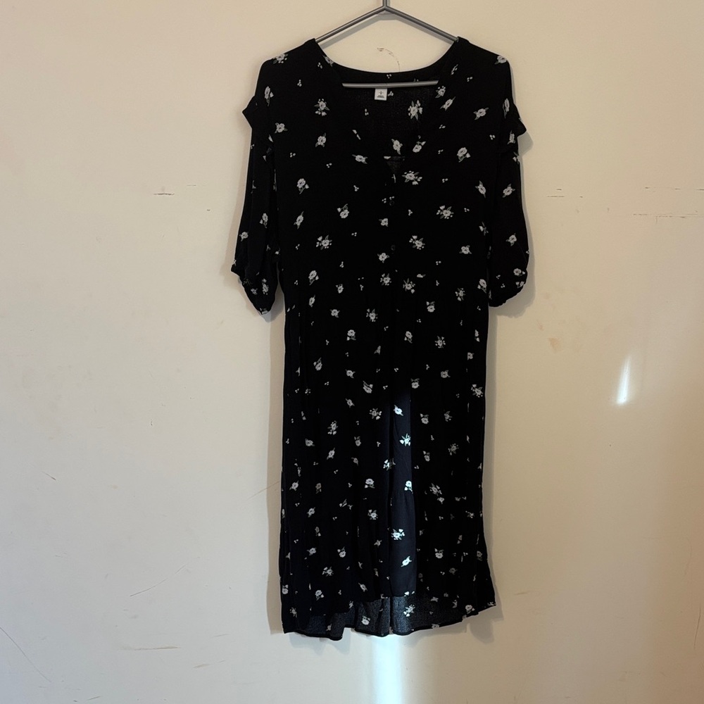 Old Navy Black and White Floral Midi Dress